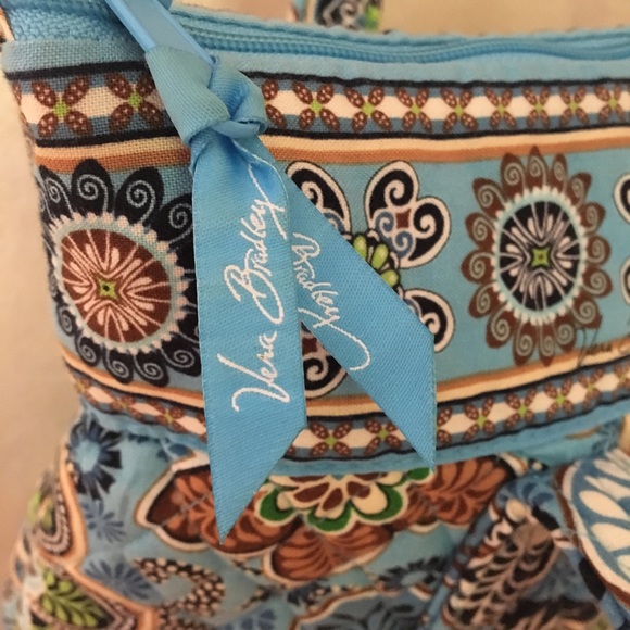 Vera Bradley Handbag - Picture 2 of 4